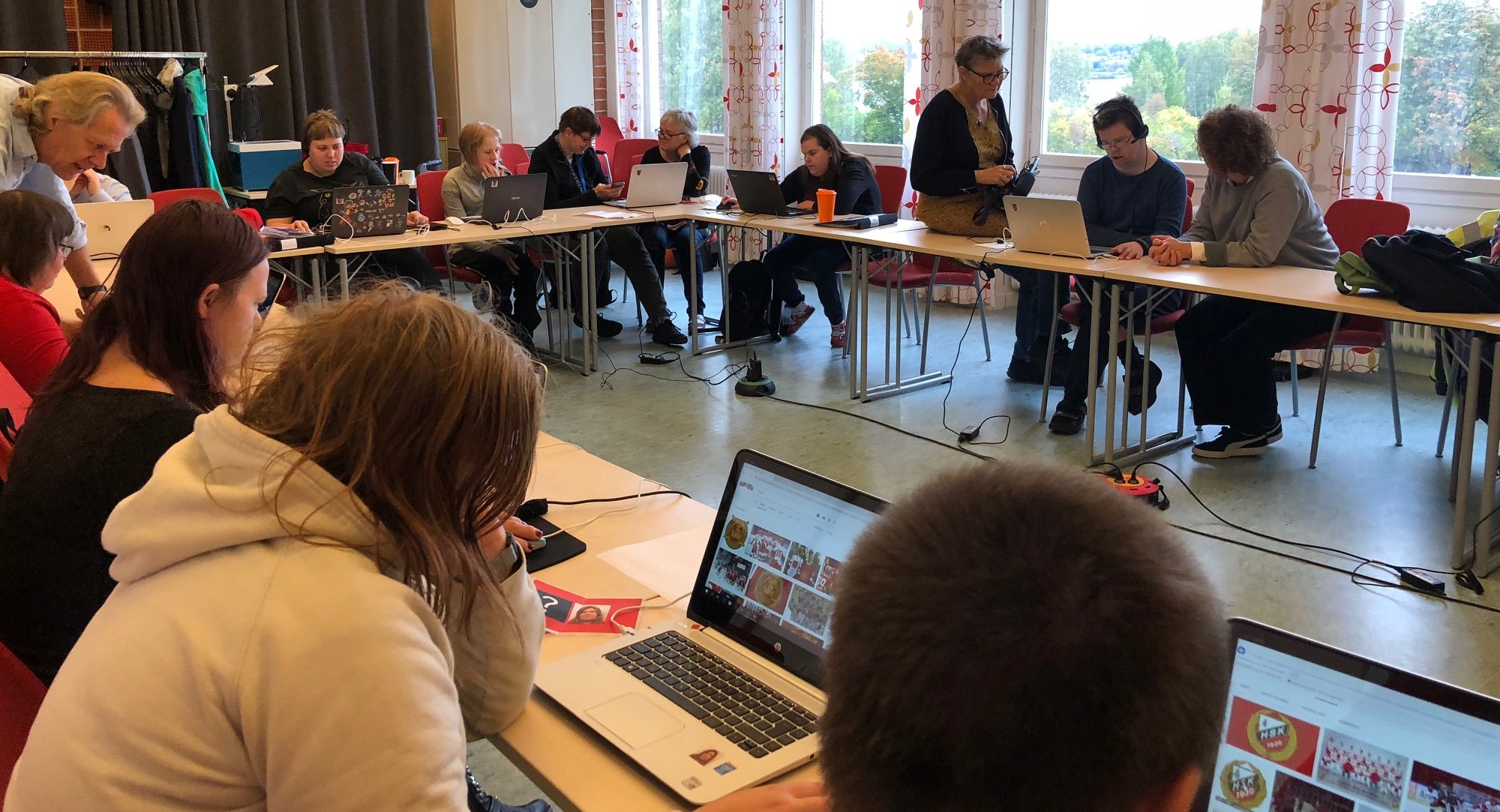 Bild på DigiJag-plattformen i stationär dator, surfplatta och mobiltelefon